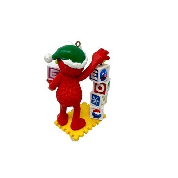 Carlton Heirloom Ornament - Holiday Fun with Elmo - Picture 2 of 8